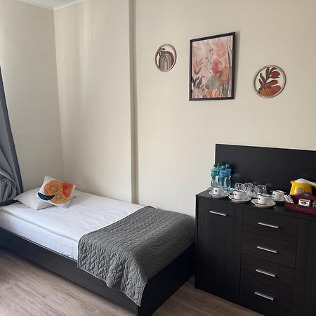 Bedrooms Piotrkowska 64 Лодзь Экстерьер фото